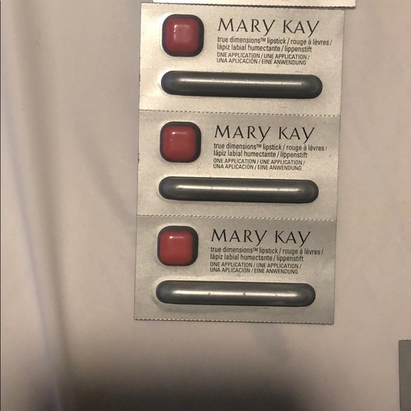 Mary Kay Lipstick Swatches - Picture 4 of 7